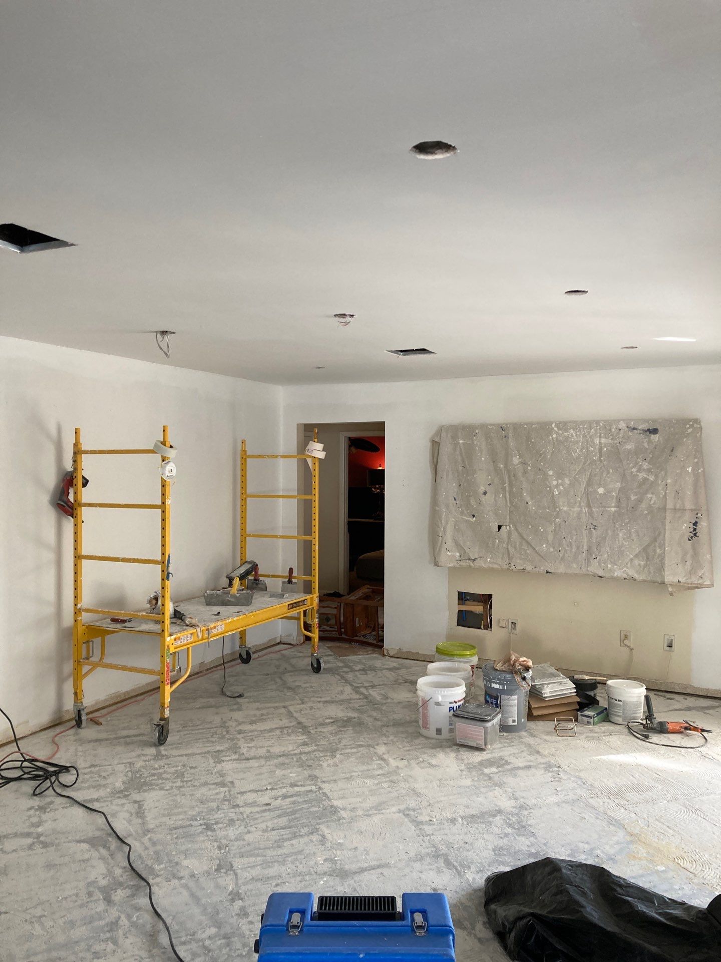 Water Damage Cleanup Team in Cape Coral, FL (3)