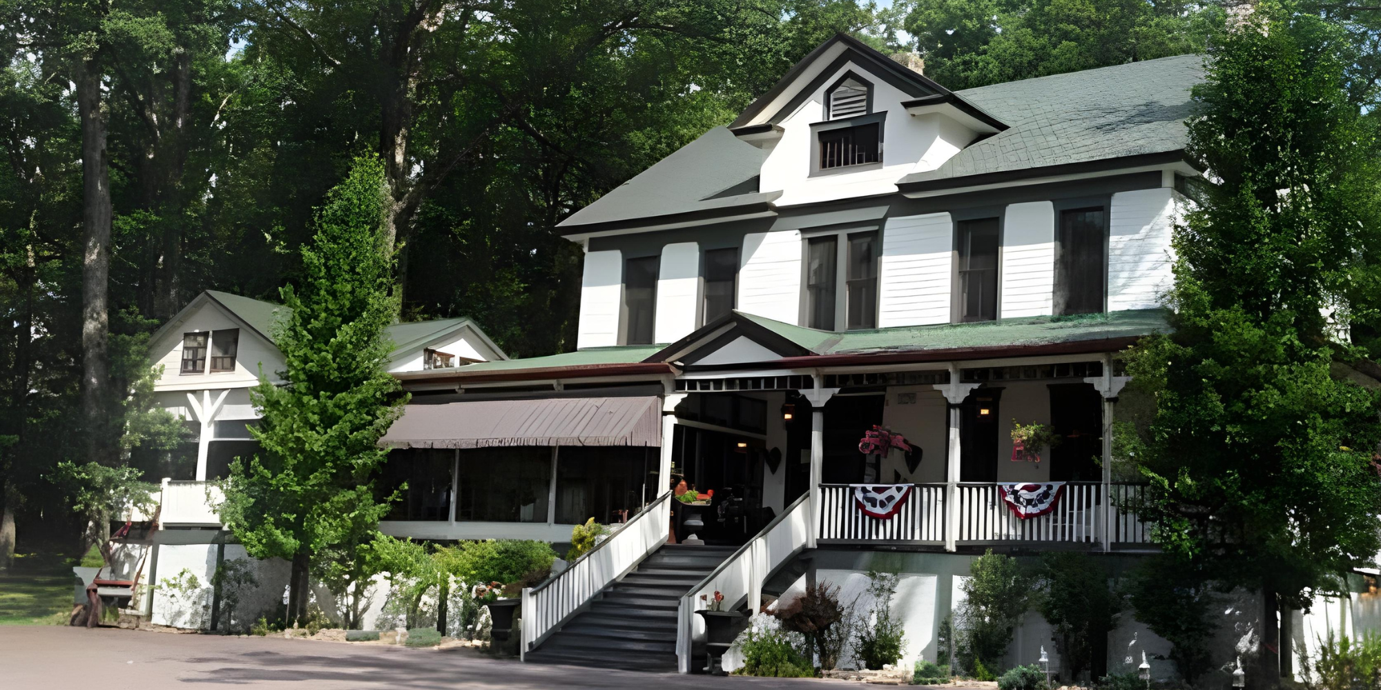 Stonecroft Manor (formerly The Manor Steakhouse) in Oakland, MD