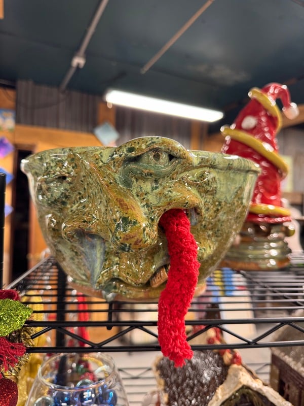 Mudsock Glass and Artist Co-op in Edon, OH (6)