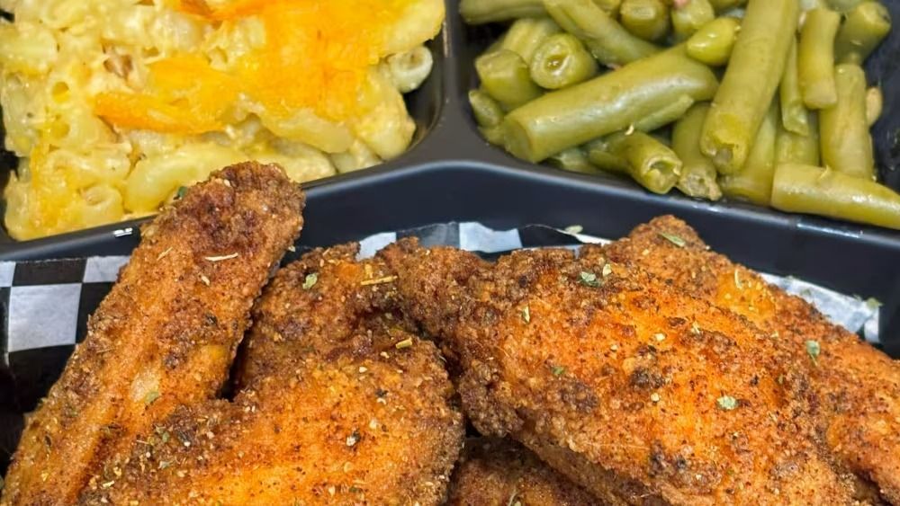 DiDi CoCo's Southern Comfort in Antioch, CA (4)