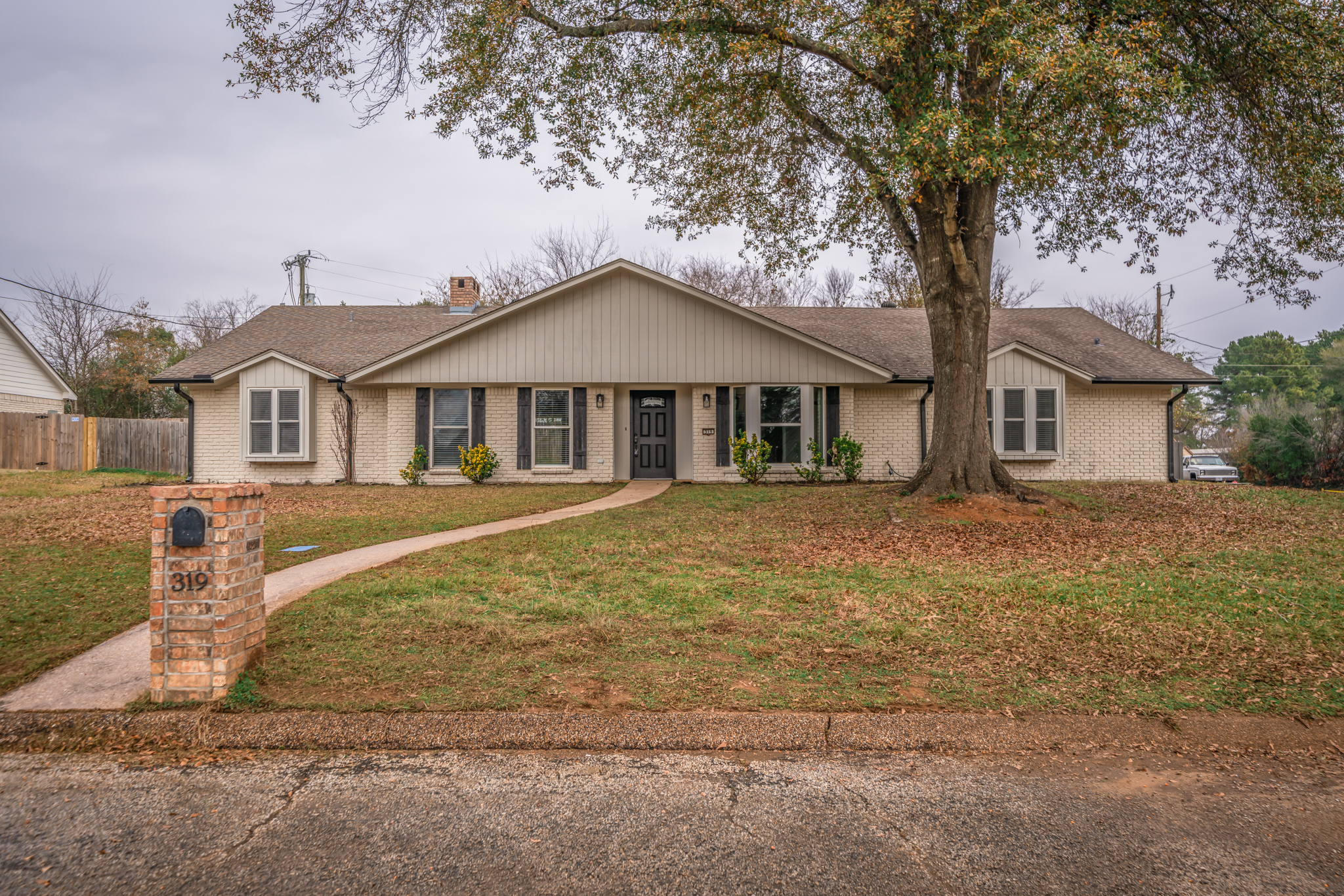 Elite Group Real Estate in White Oak, TX