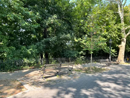 Kishia Marte - NYC COOP, Condo, & Townhouse Realtor in Brooklyn, NY (6)