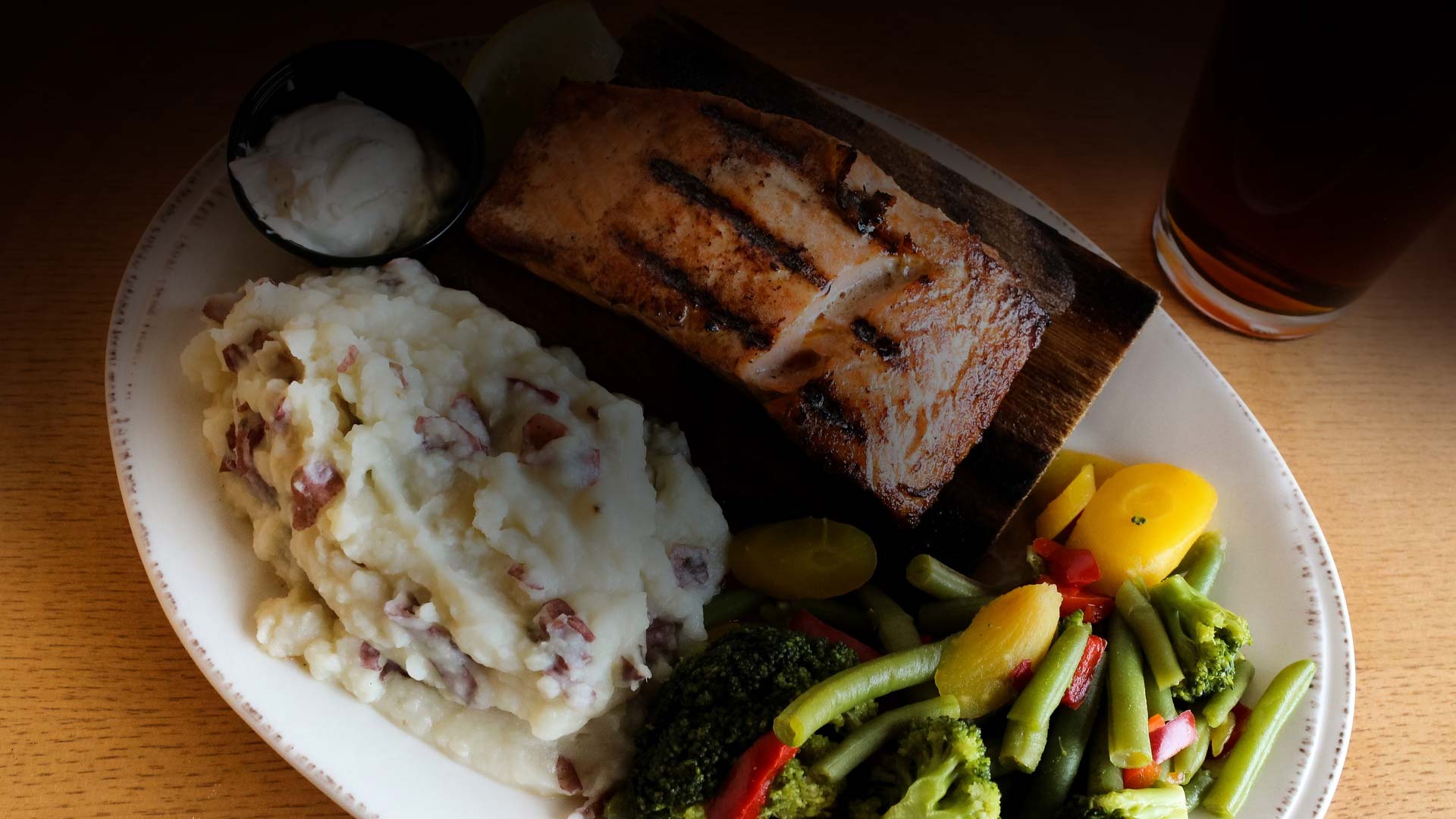 Mackinaws Grill and Spirits in Green Bay, WI (3)