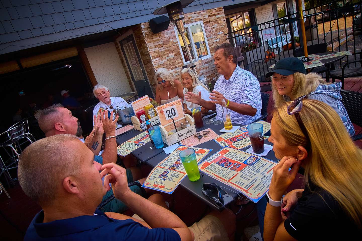 Whit's Inn in Whiteland, IN