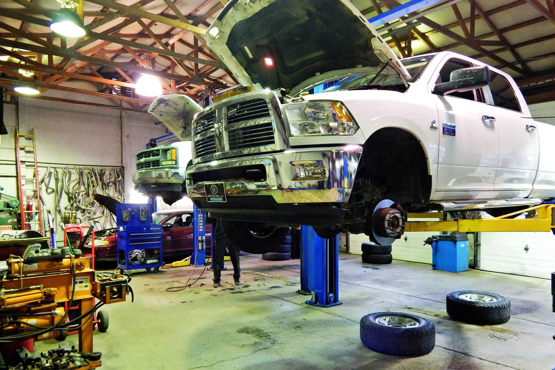Bandys Auto & Truck Repair in Indianapolis, IN (4)