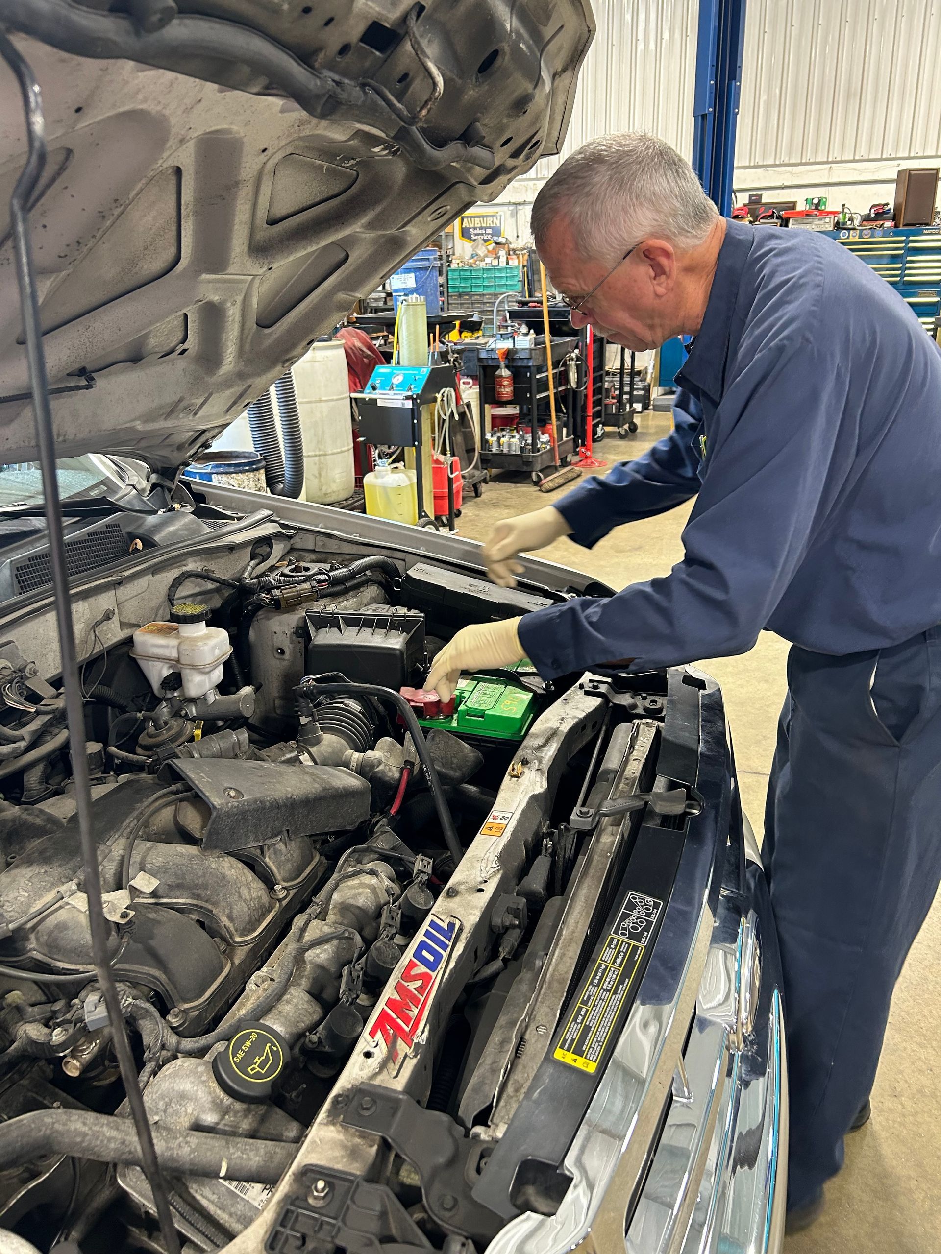 Strohm Automotive in Indianapolis, IN