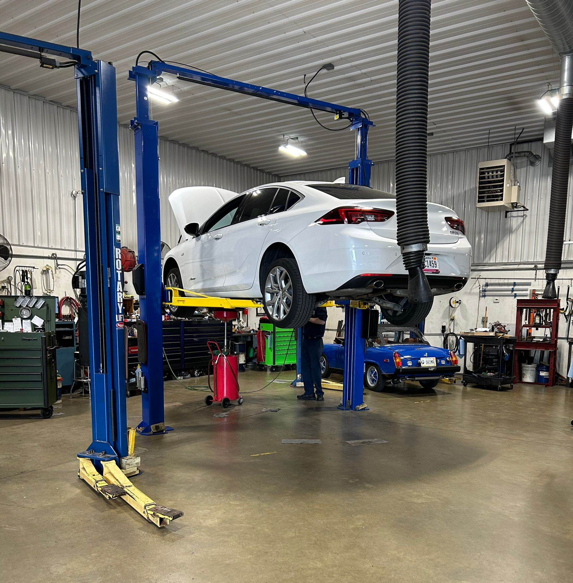 Strohm Automotive in Indianapolis, IN (5)