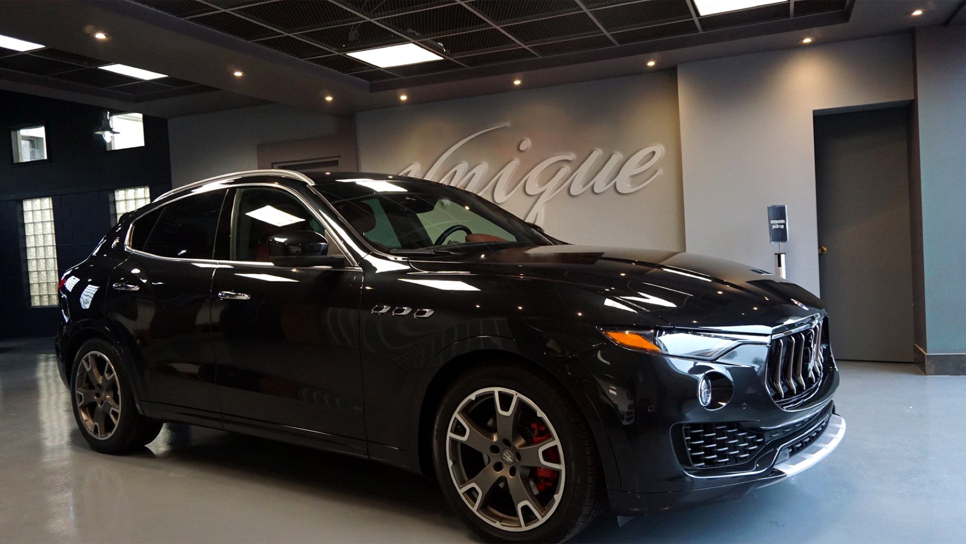 Unique Autos Inc in Bridgeville, PA