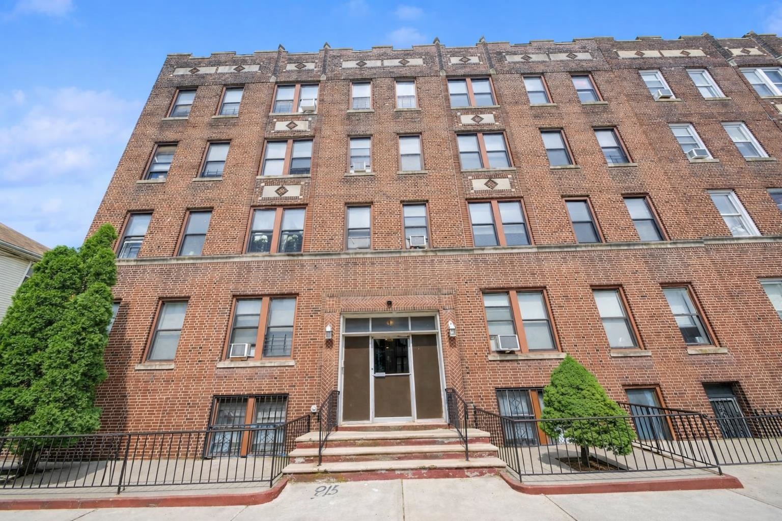 Elevate Realty in Cliffside Park, NJ
