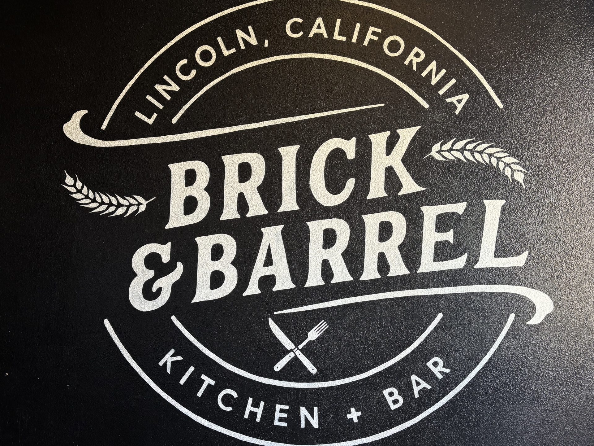 Brick & Barrel Kitchen + Bar in Lincoln, CA