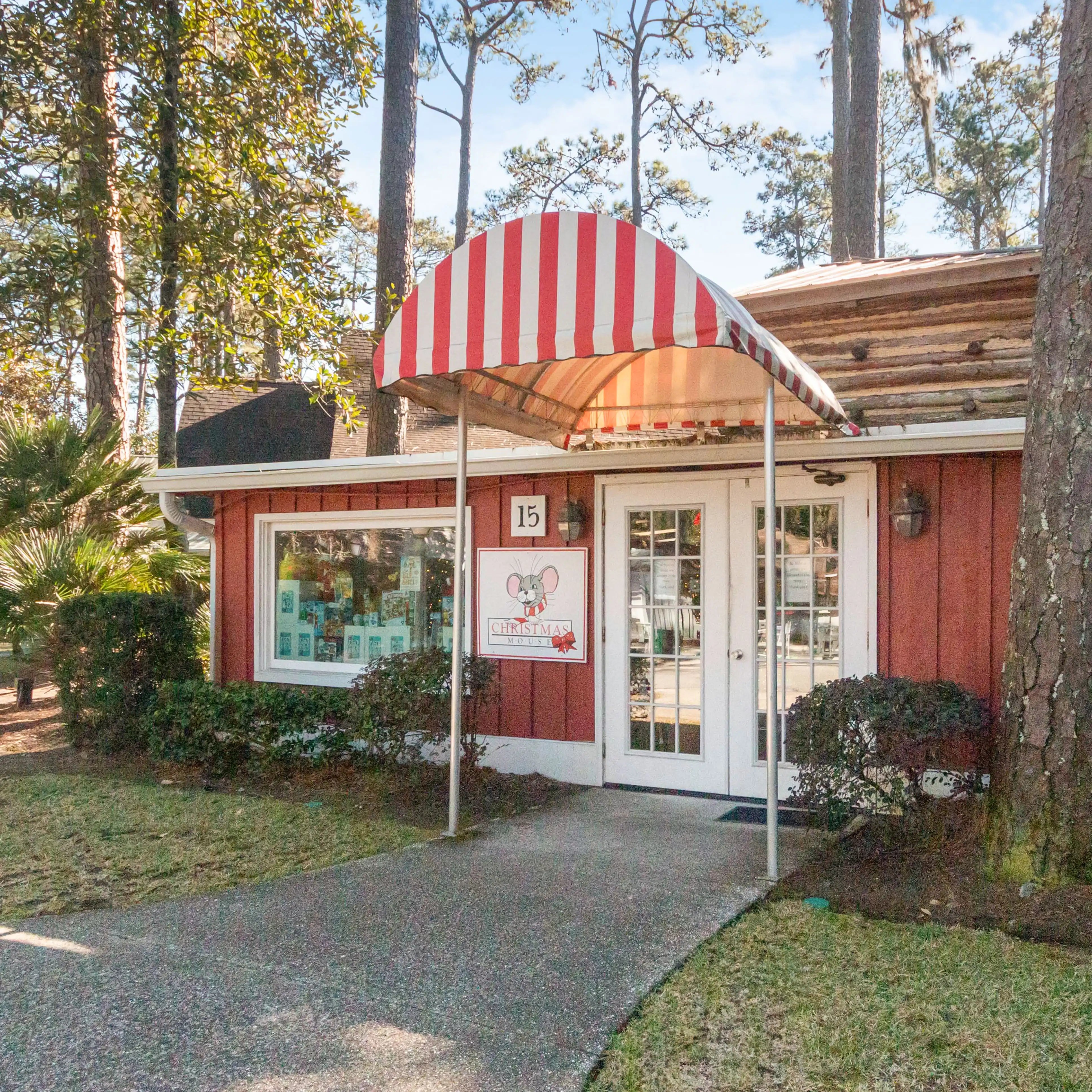Hammock Shops Village in Pawleys Island, SC (4)