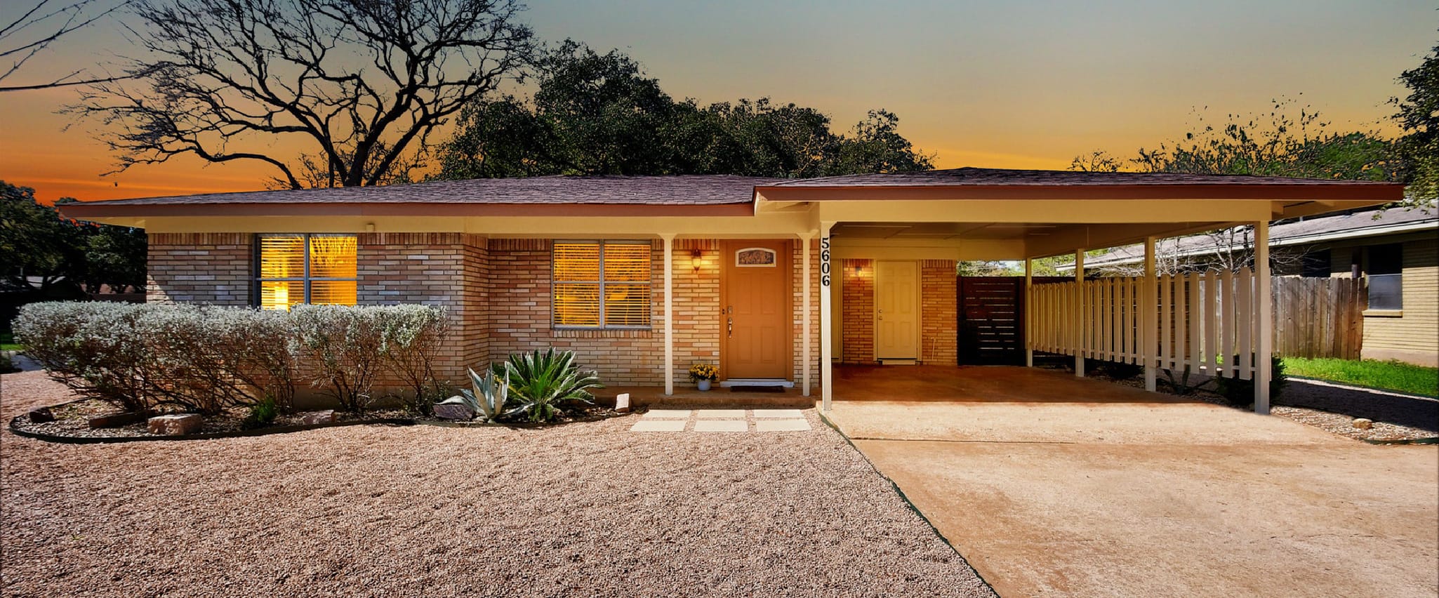 South Austin Homes - Michael Jurkash and Claire Dunn in Austin, TX (3)