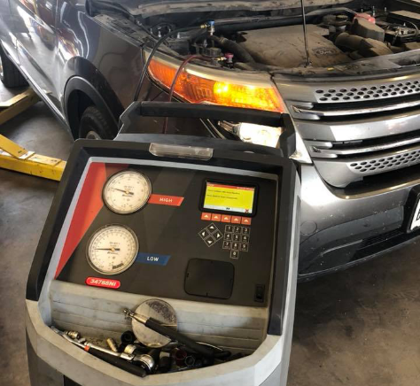 C H Auto Repair in La Vernia, TX (6)
