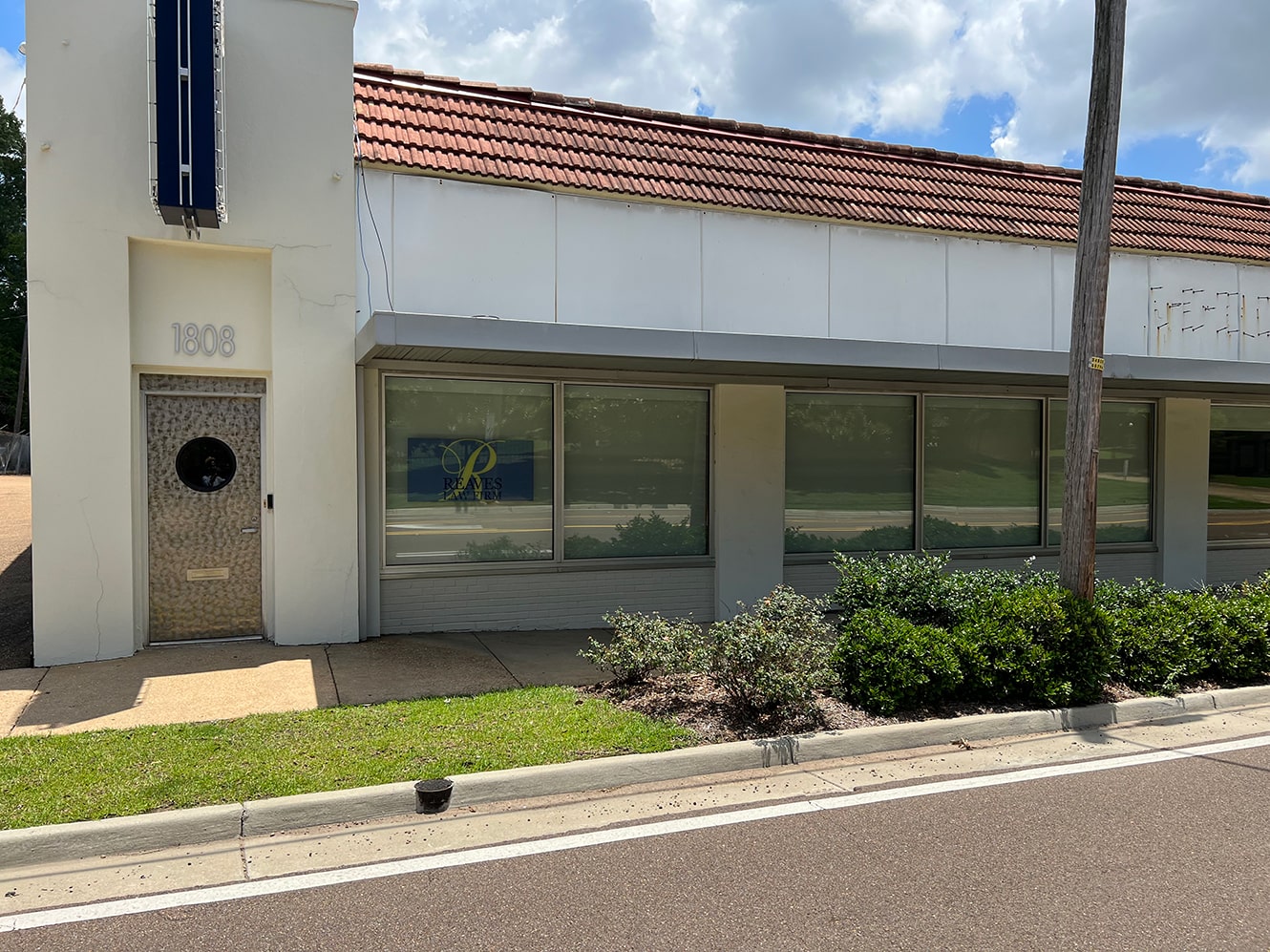 Reaves Law Firm, PLLC in Jackson, MS (2)