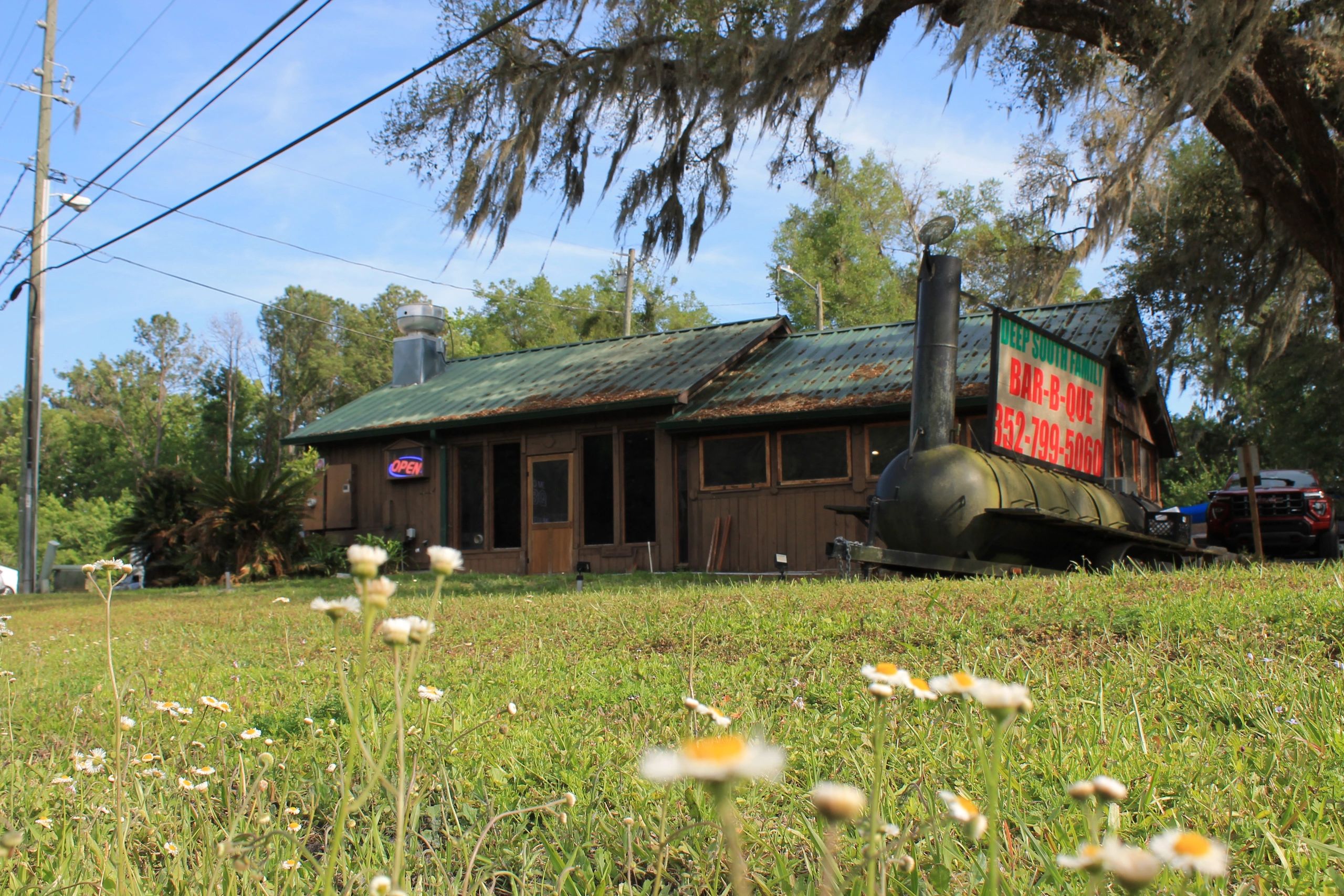 Deep South Family BBQ in Brooksville, FL