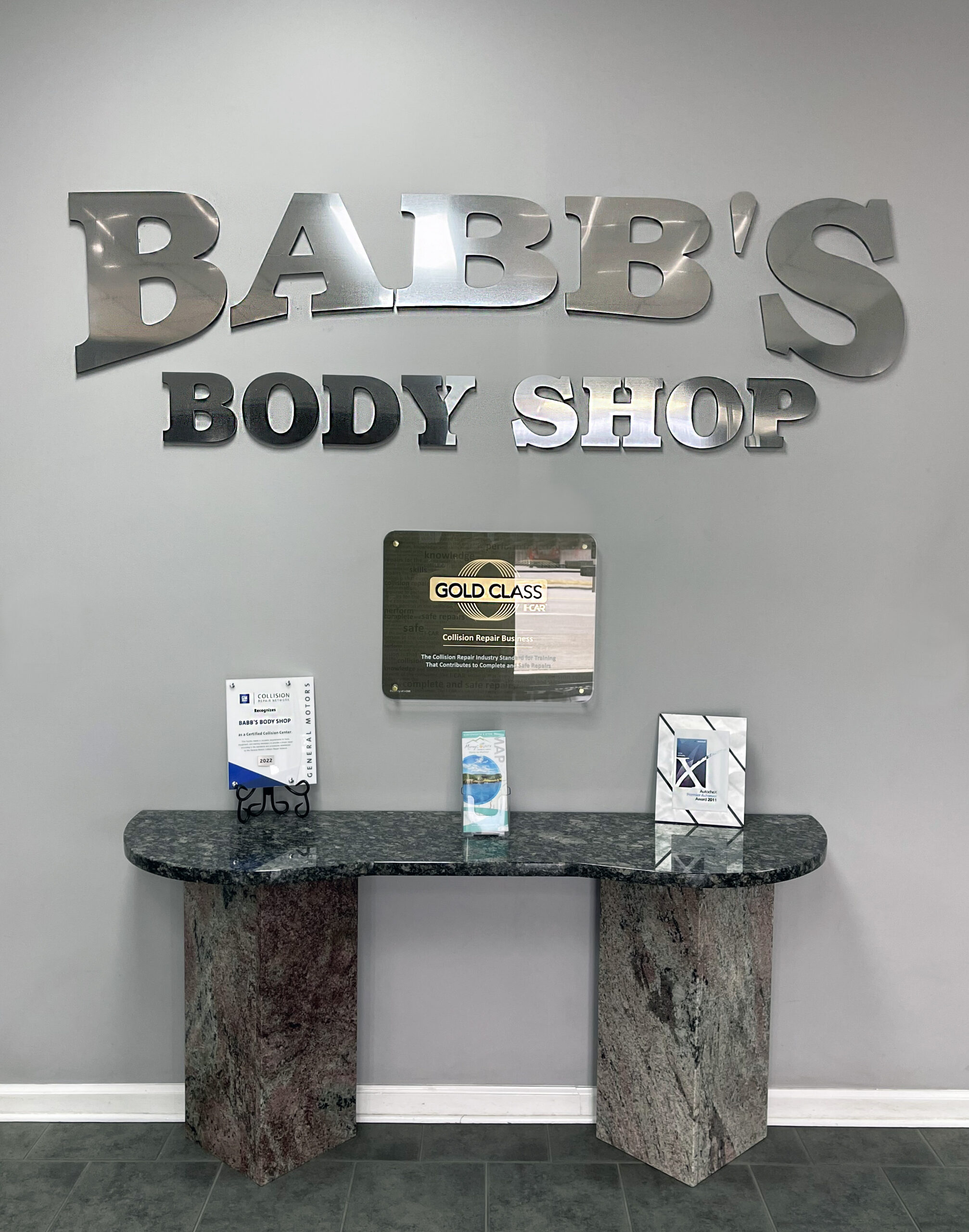 Babb's Body Shop 24 Hour Wrecker Service in Chatsworth, GA