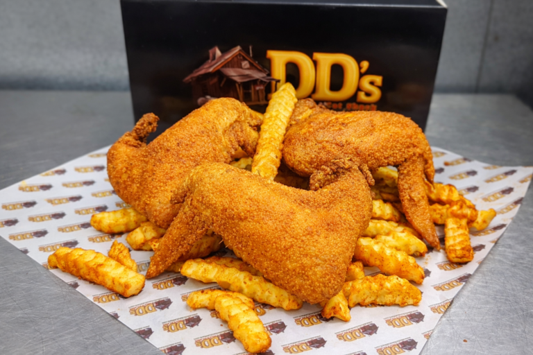 DD's Chick and Cat Shack in San Dimas, CA (3)