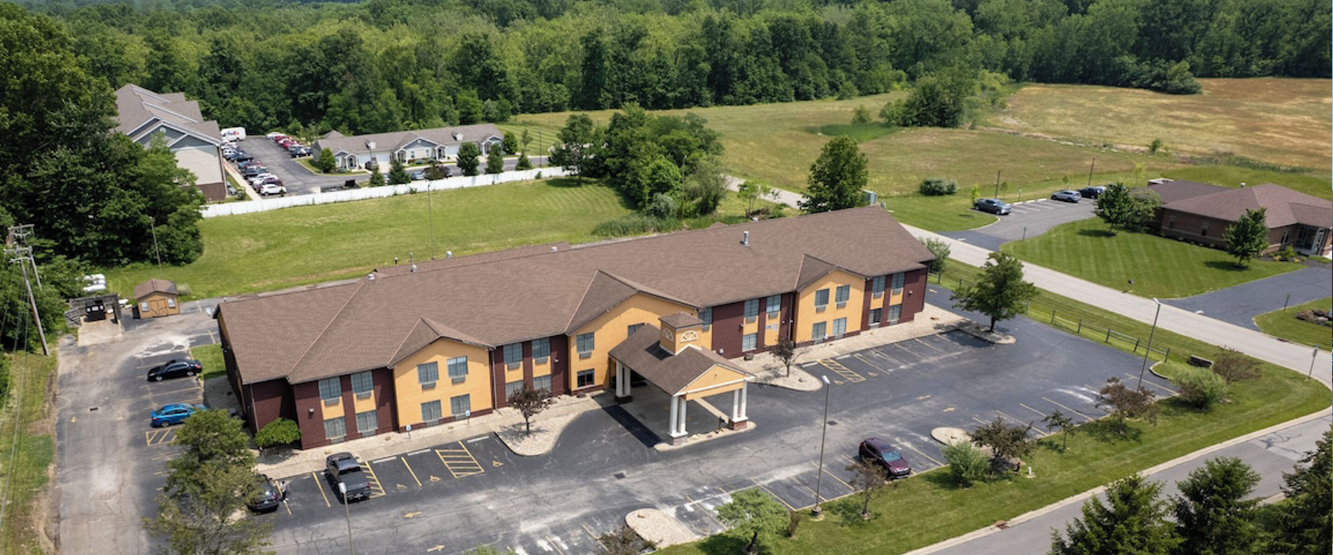 Countryside Inn and Suites in Mt Orab, OH (2)