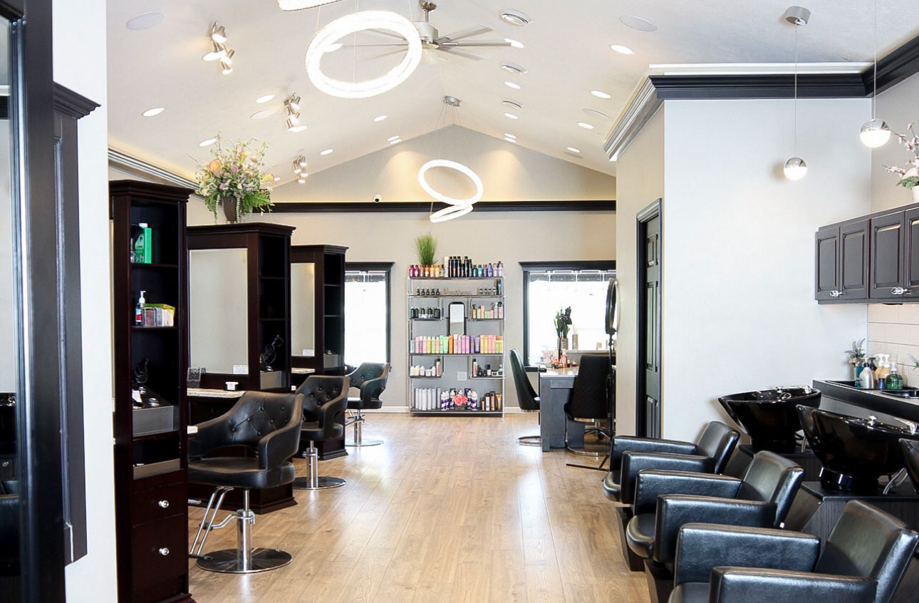 Antinas Salon & Boutique in Carnegie, PA