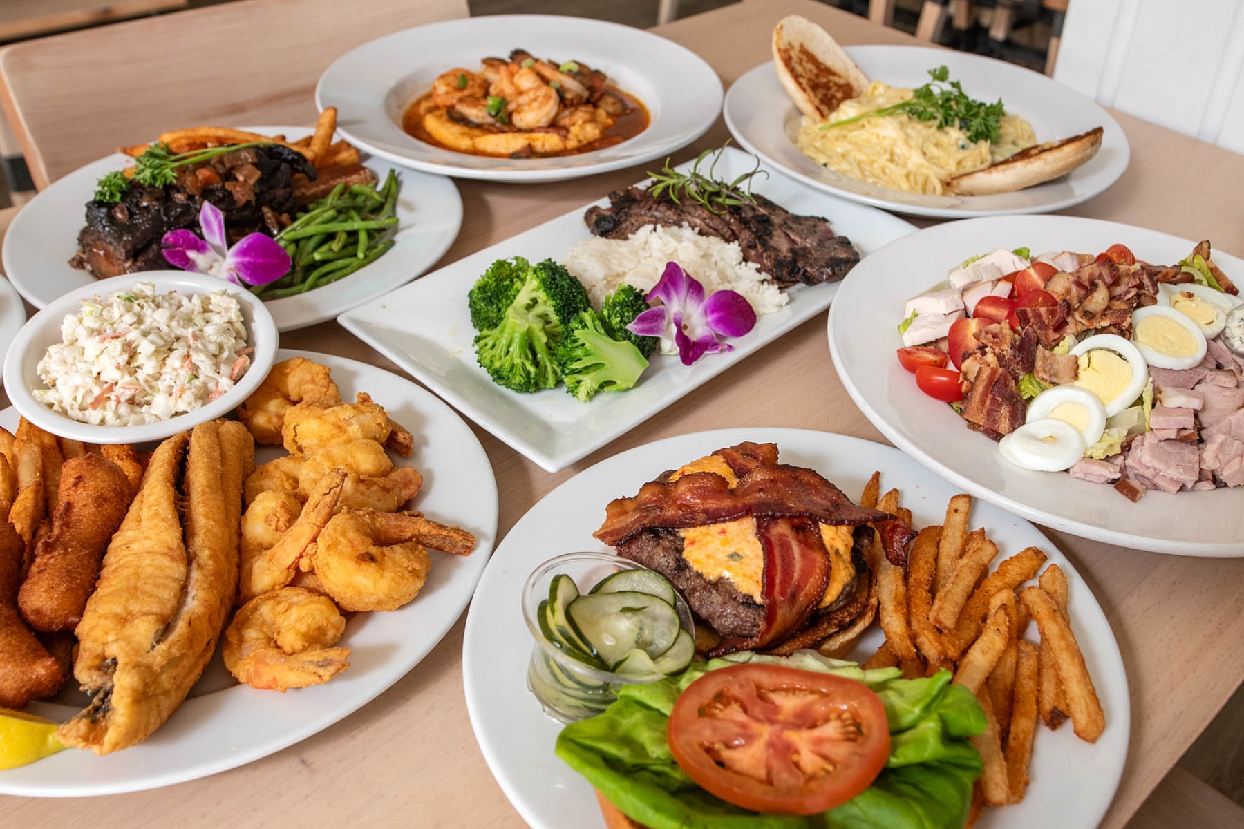 Preston's Corner Bar & Grill | Southern in Swansboro, NC