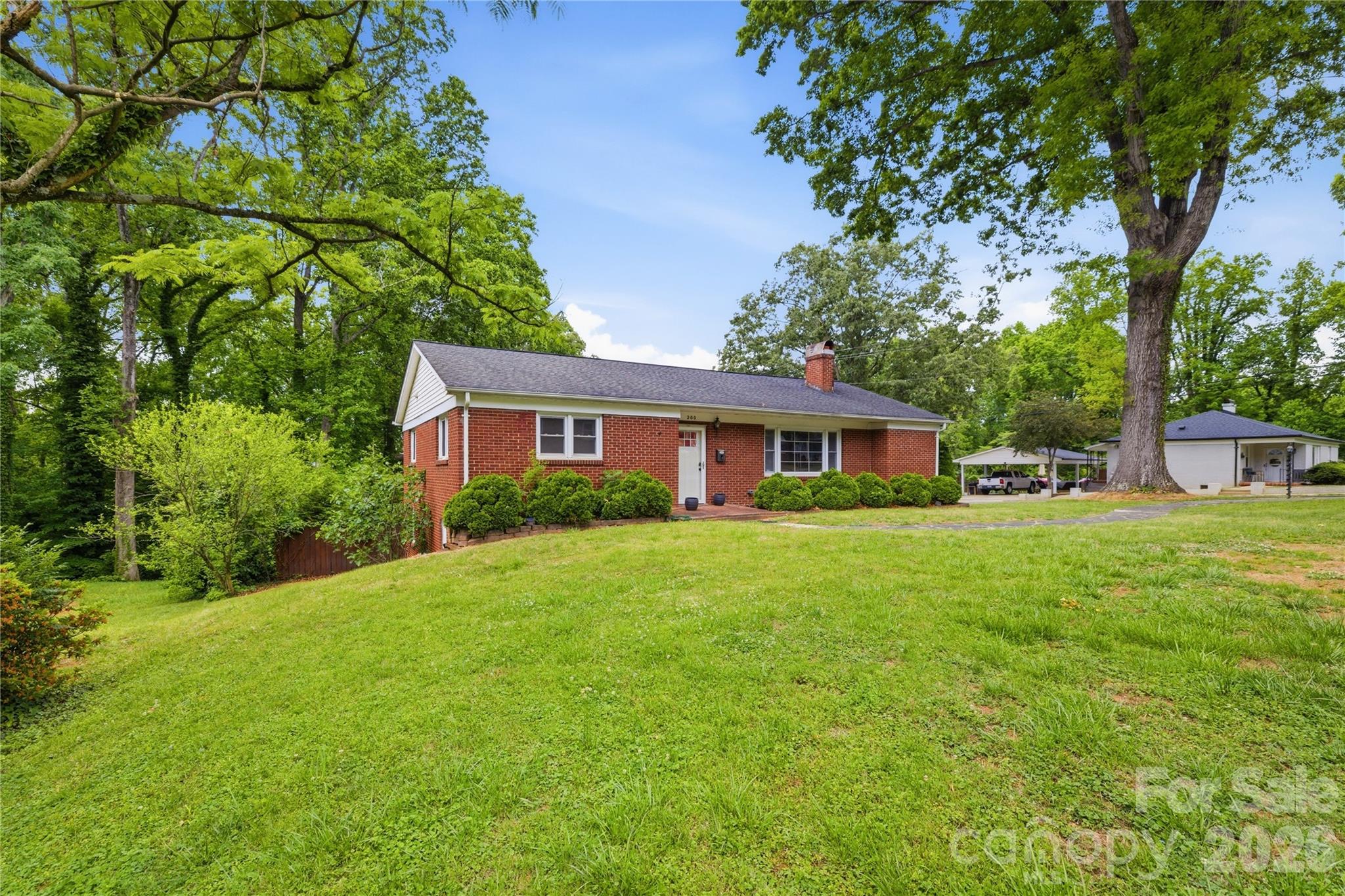 Nest Realty Morganton in Morganton, NC (5)