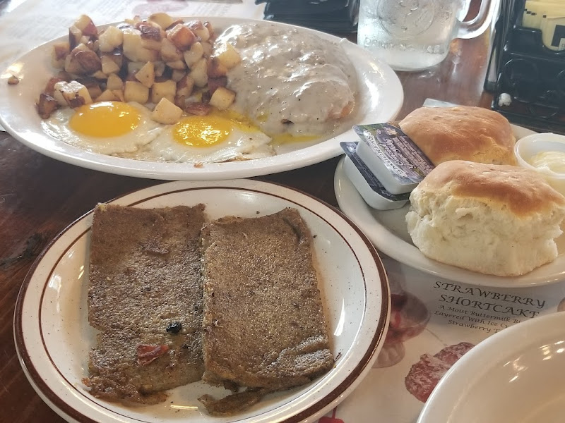 Dutch Pantry Family Restaurant in Clearfield, PA (2)