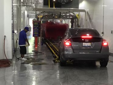 We Wash Express in Rolling Meadows, IL (4)