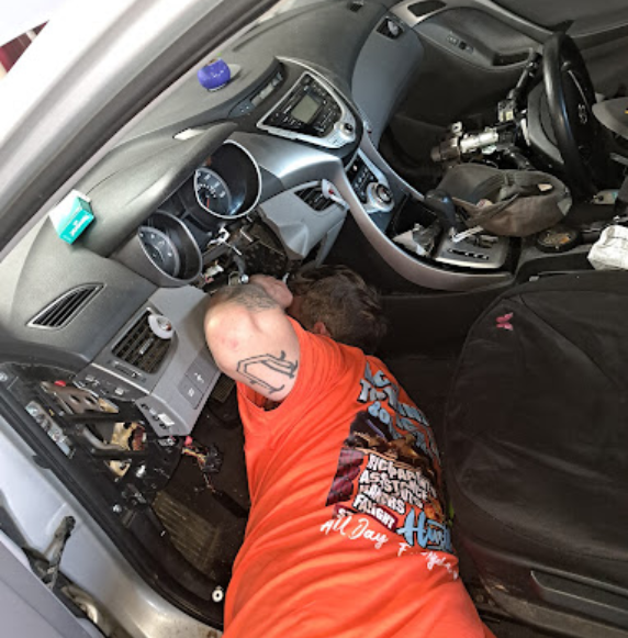 J & R Auto Repair and McKenney Towing LLC 24HR in McKenney, VA (5)