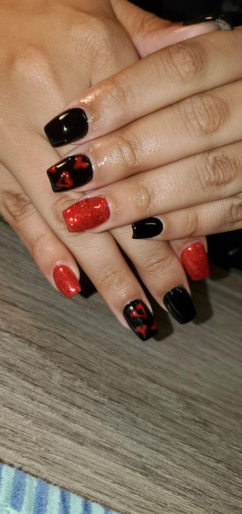 Mel's Nails LLC in Wauseon, OH