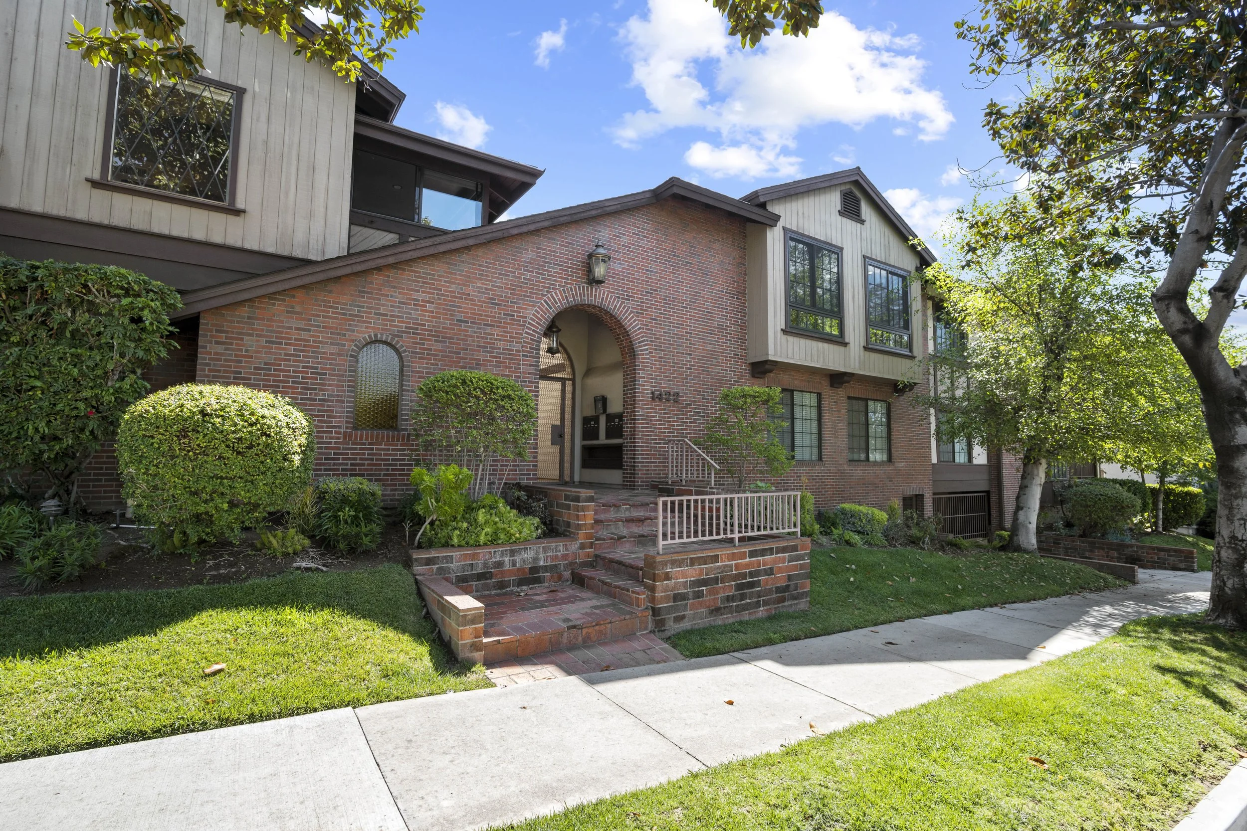 Alain Babaian | Real Estate Broker & Property Management in Glendale, CA (6)