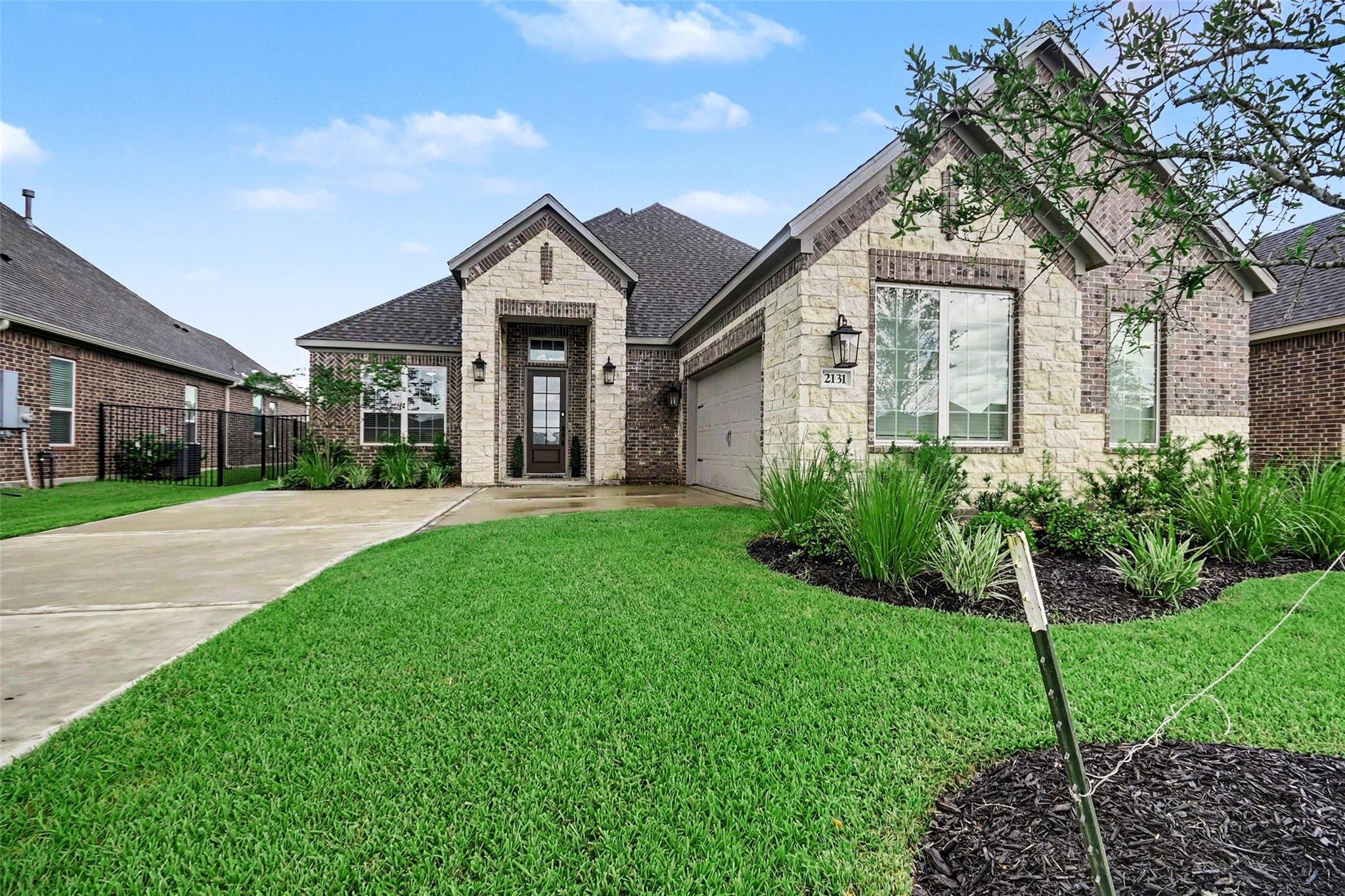Des Aina & Co. Realty in North Houston, TX
