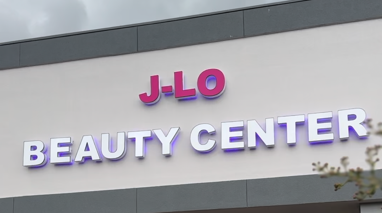 J-LO Beauty Supply Hillsborough Ave in Tampa, FL