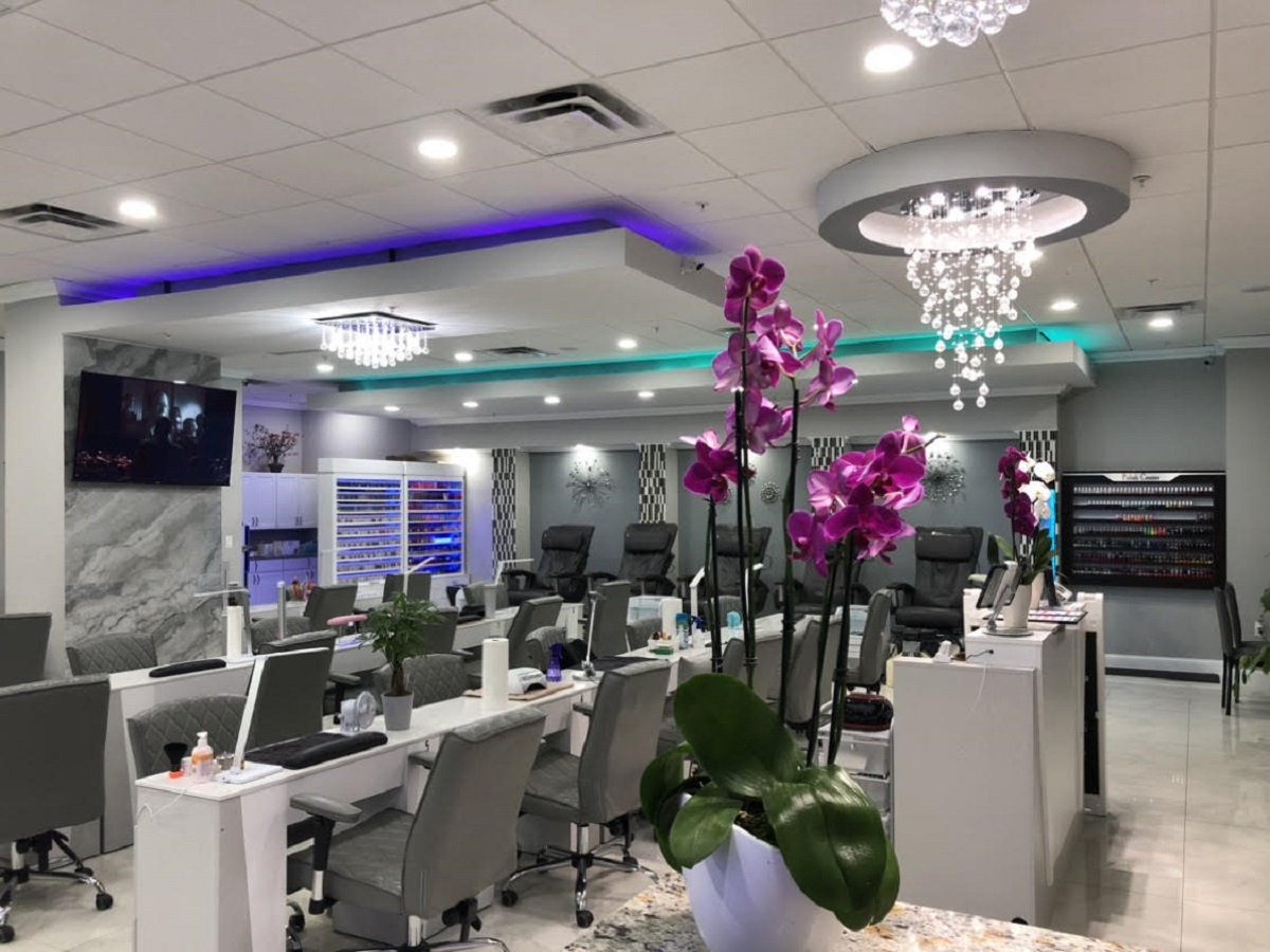 Glow Nail Spa Naples in Naples, FL (3)