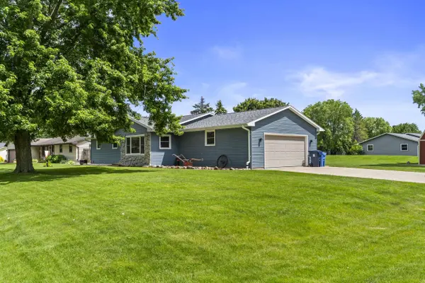 Freedom Team Realtors - Kyle Meyer, Lauren Nobbe, Valerie Bohn in Schofield, WI