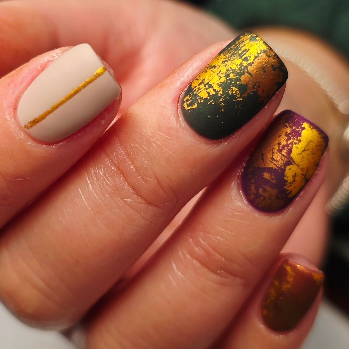 Starlis Nail Lounge in Brookfield, WI