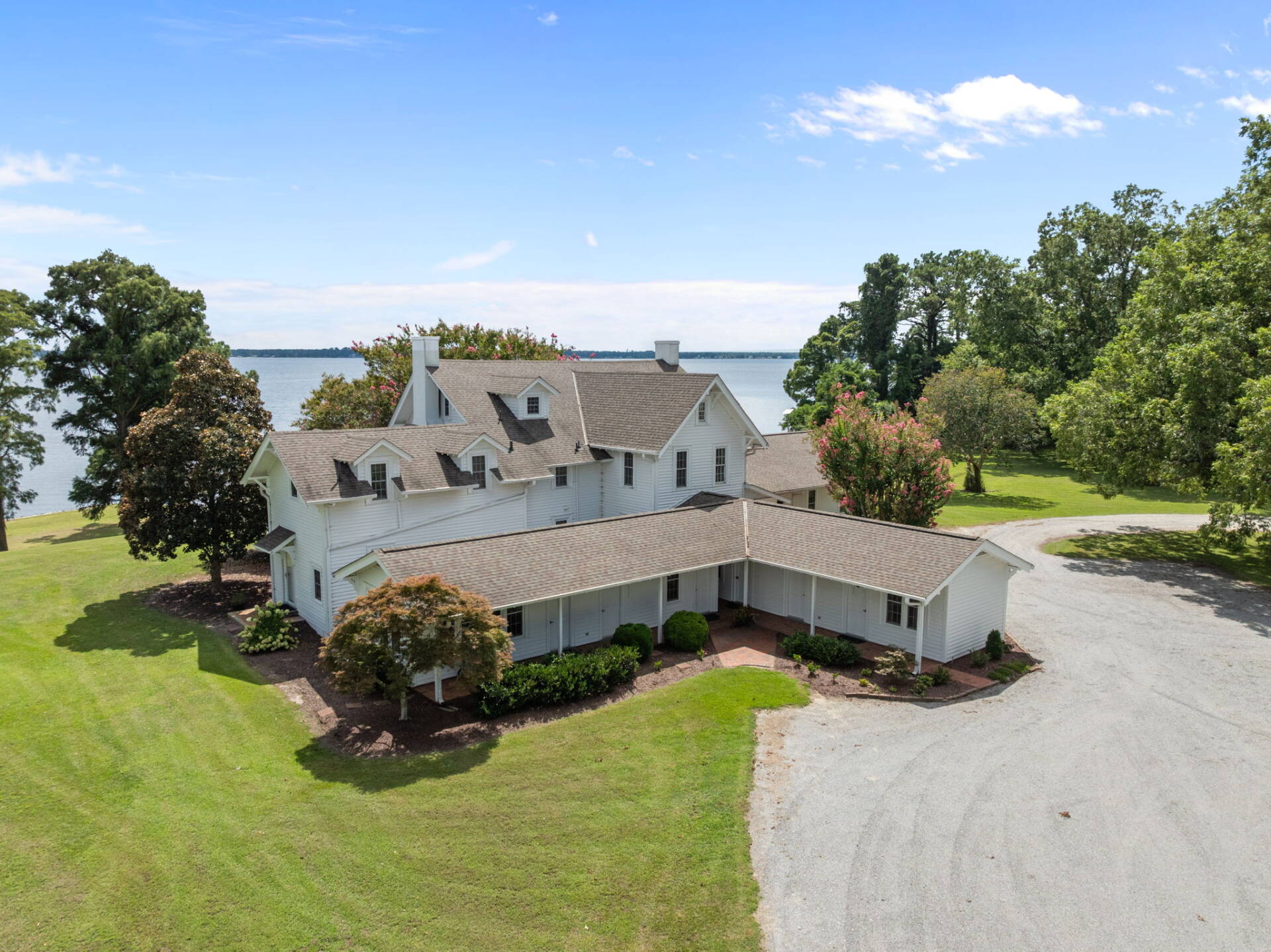 Laura Gerard | Realtor @ The Rich Company in Washington, NC
