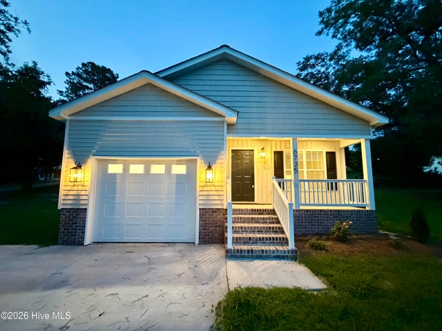 Laura Gerard | Realtor @ The Rich Company in Washington, NC (6)