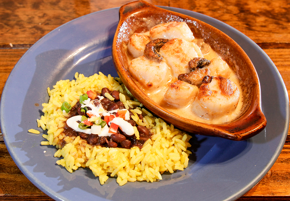 RAES COASTAL CAFE in Augusta, GA (5)