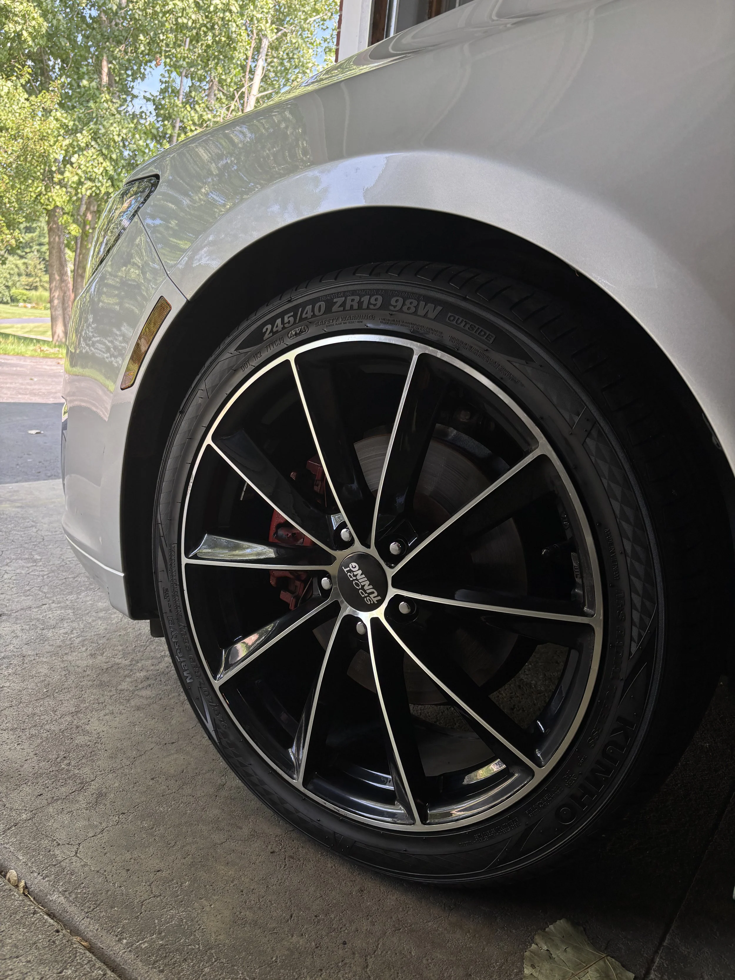 AXO mobile detailing in Sterling Heights, MI (2)