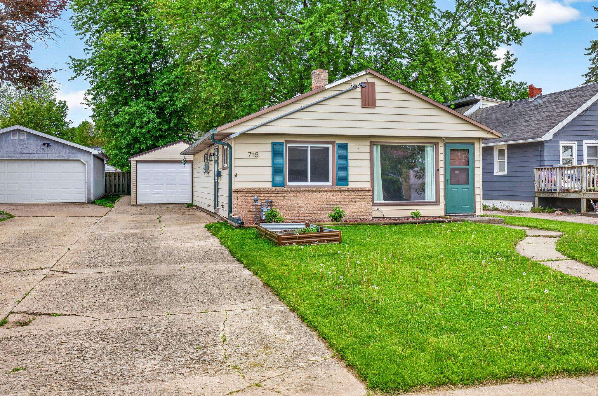 Kelly Davies Homes Team in Kimberly, WI (4)