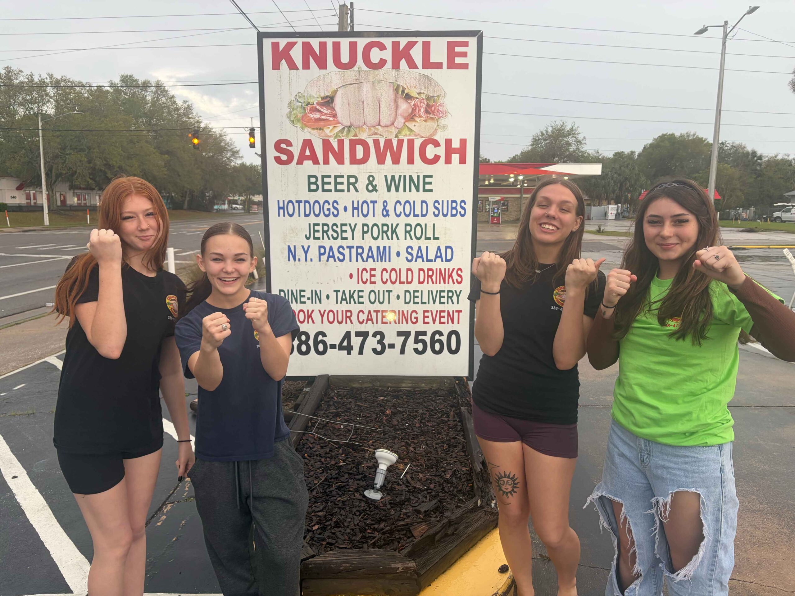 Knuckle Sandwich and Catering in Orange City, FL (4)