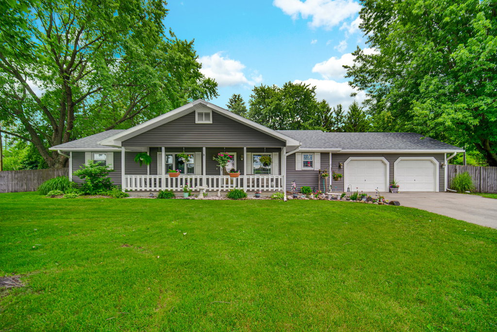 Jason Moon Realty Group - Broker Trueblood Real Estate in St John, IN