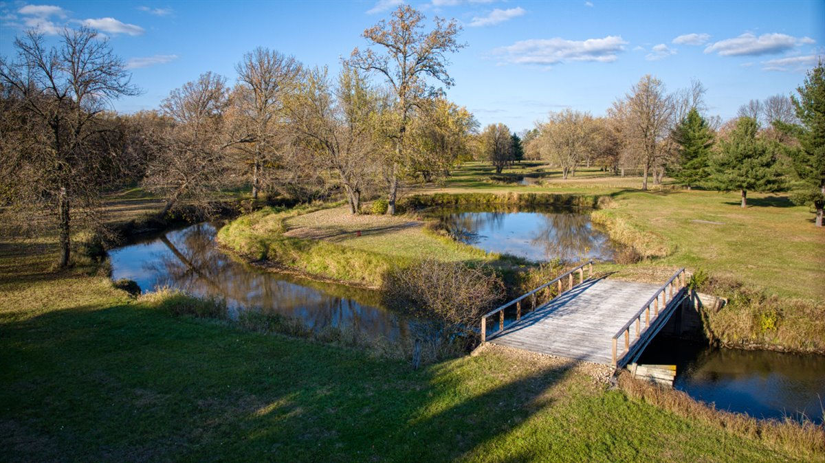 Holiday Lodge Resort in Tomah, WI (4)