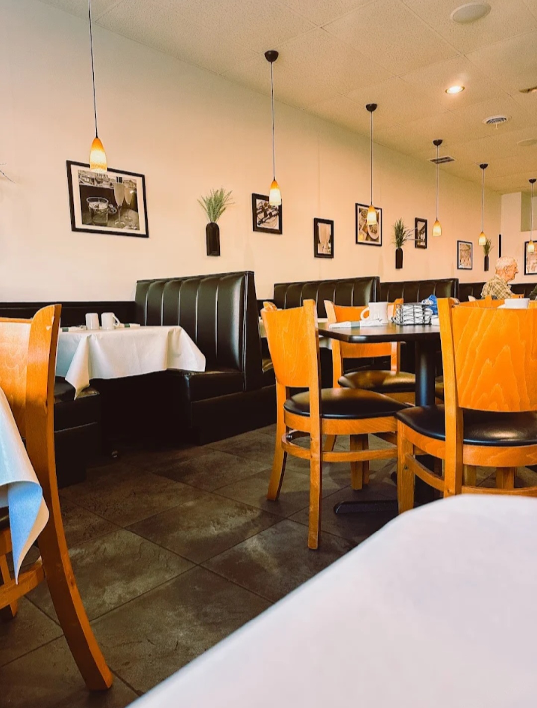Cafe 339 in Hobart, IN (4)