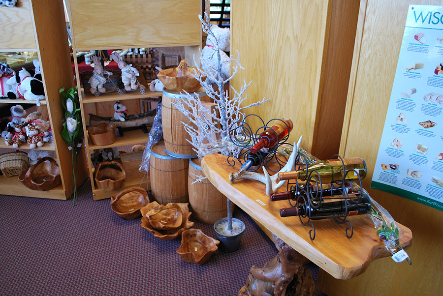 Pavilion Cheese & Gifts in Neillsville, WI (4)