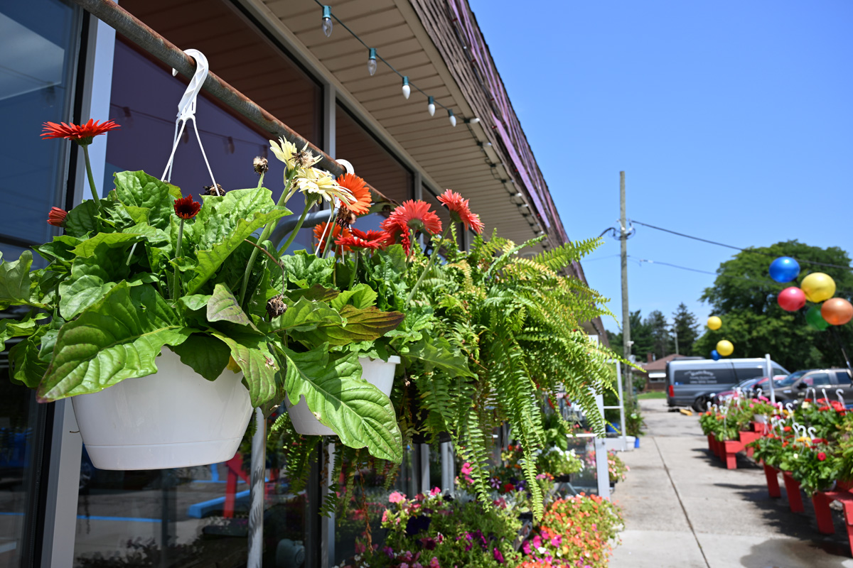 Kutchey Family Market in Warren, MI (4)