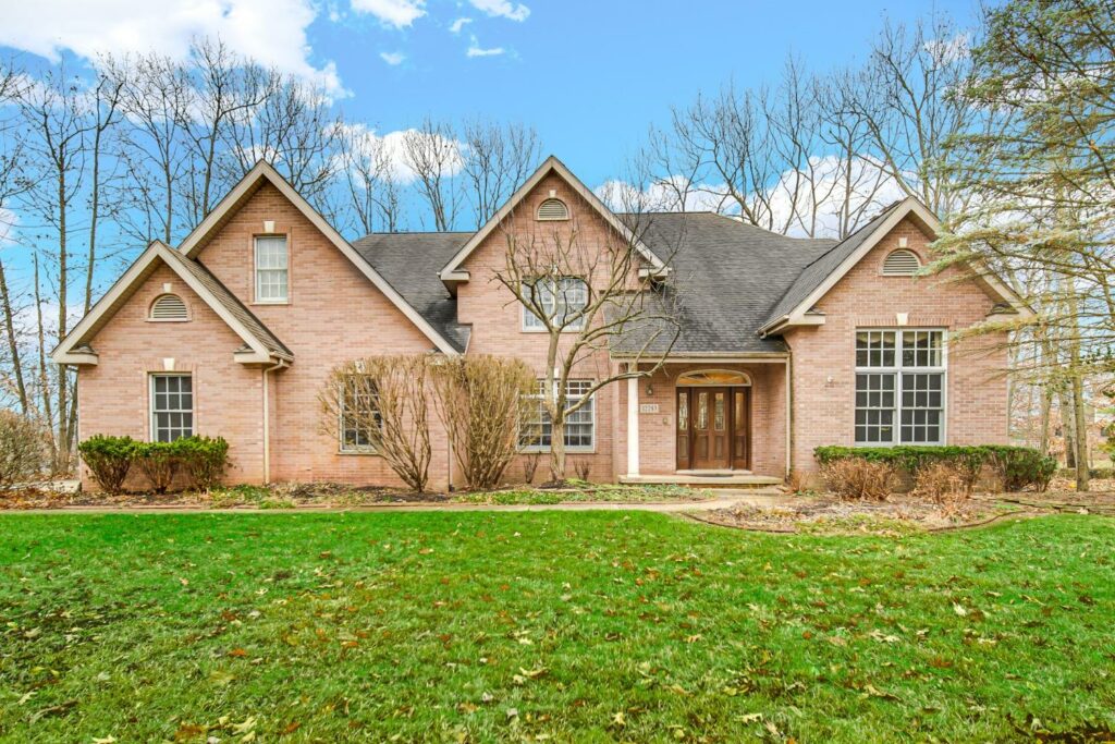 Alex Nickla, Real Estate | The Nickla Group in Crown Point, IN in Crown Point, IN (2)