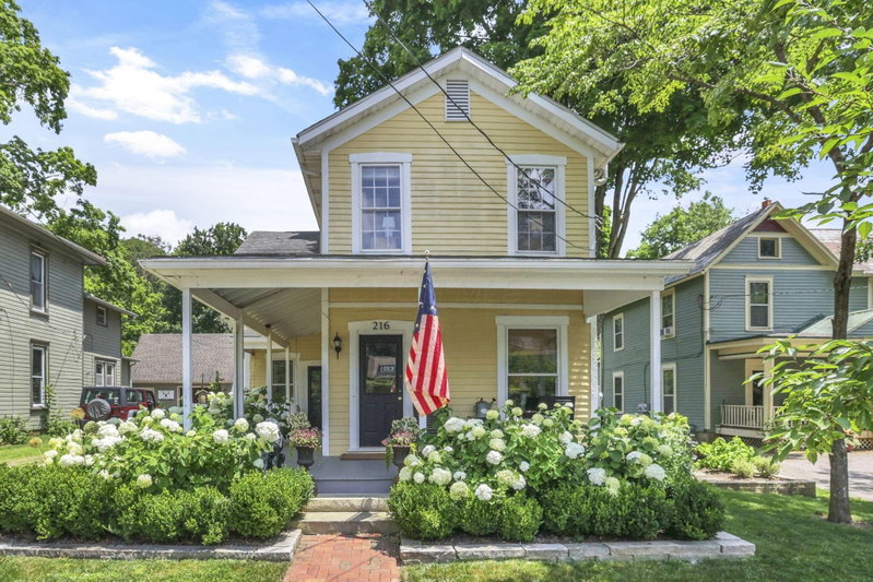 Carol Marr Team - RE/MAX Premier Choice in Granville, OH