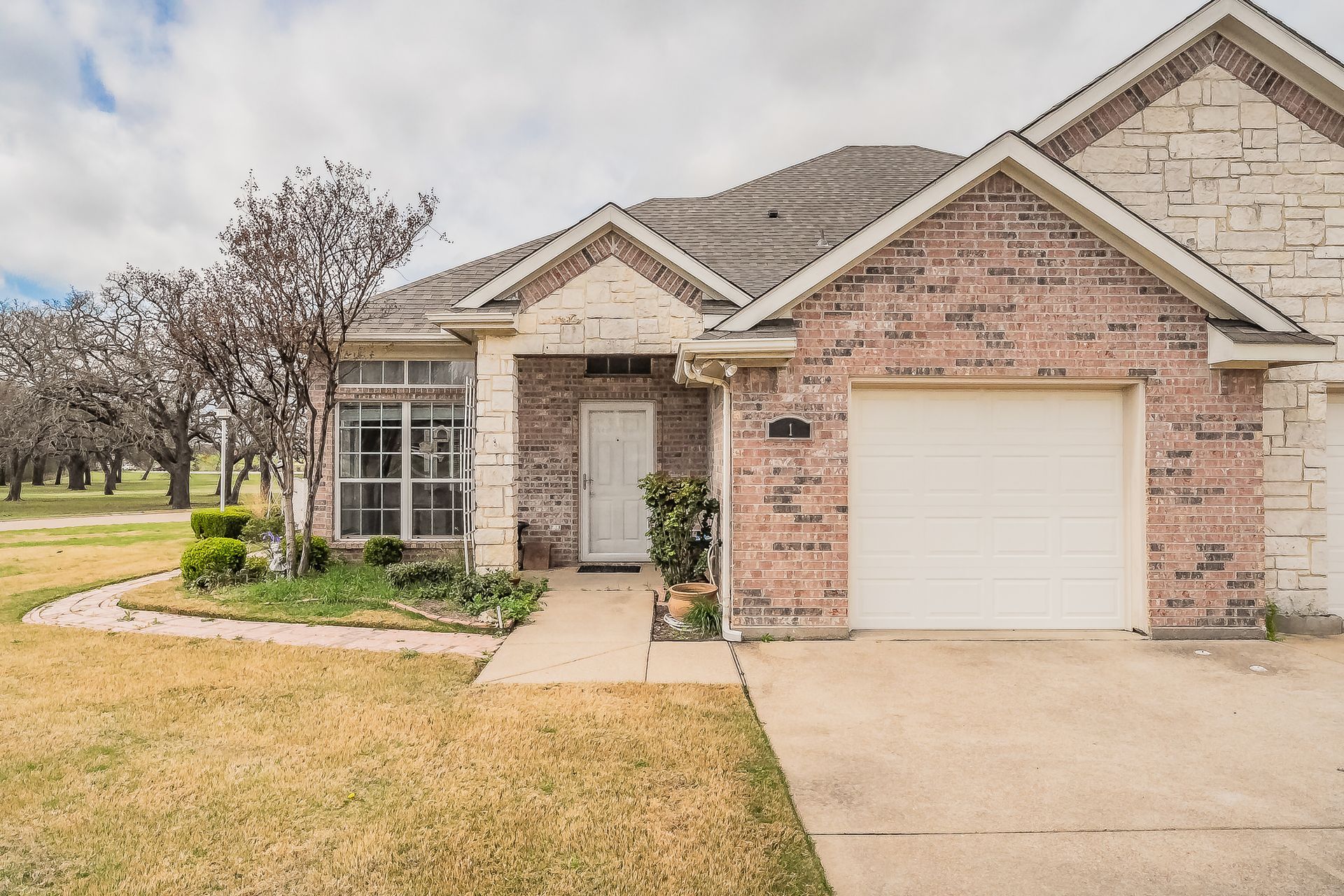 Texas Real Estate Professionals in Cleburne, TX (6)