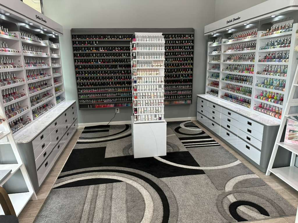 Marilyn's Beauty Lounge (Marilyn Vo's Nails) in Collierville, TN